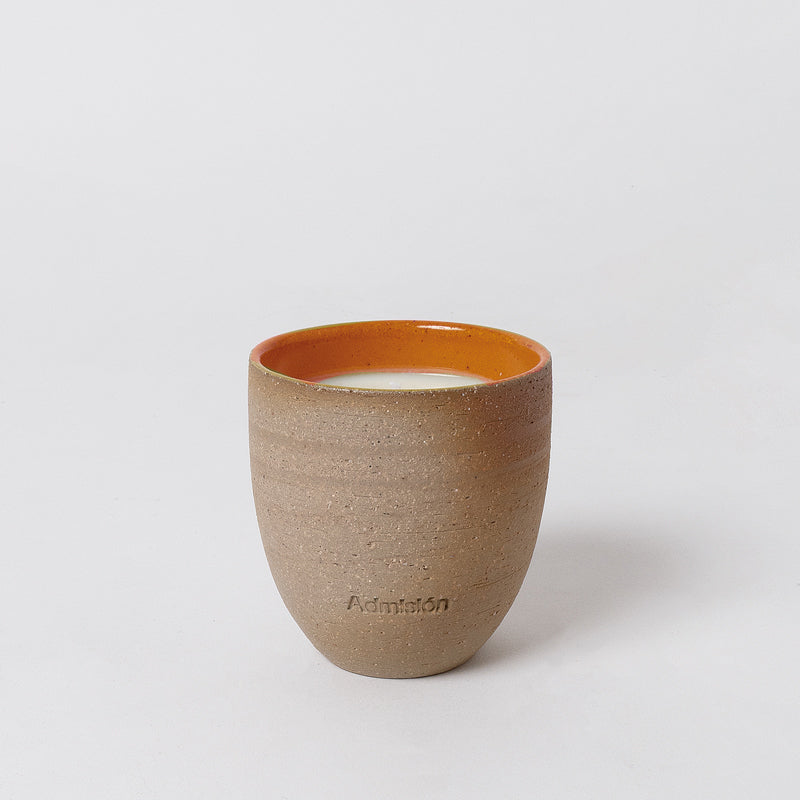 Handcrafted Vessel Candle  Ámbar Tarde